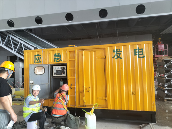 贺兰怎样判断空气滤清器是否需要更换？